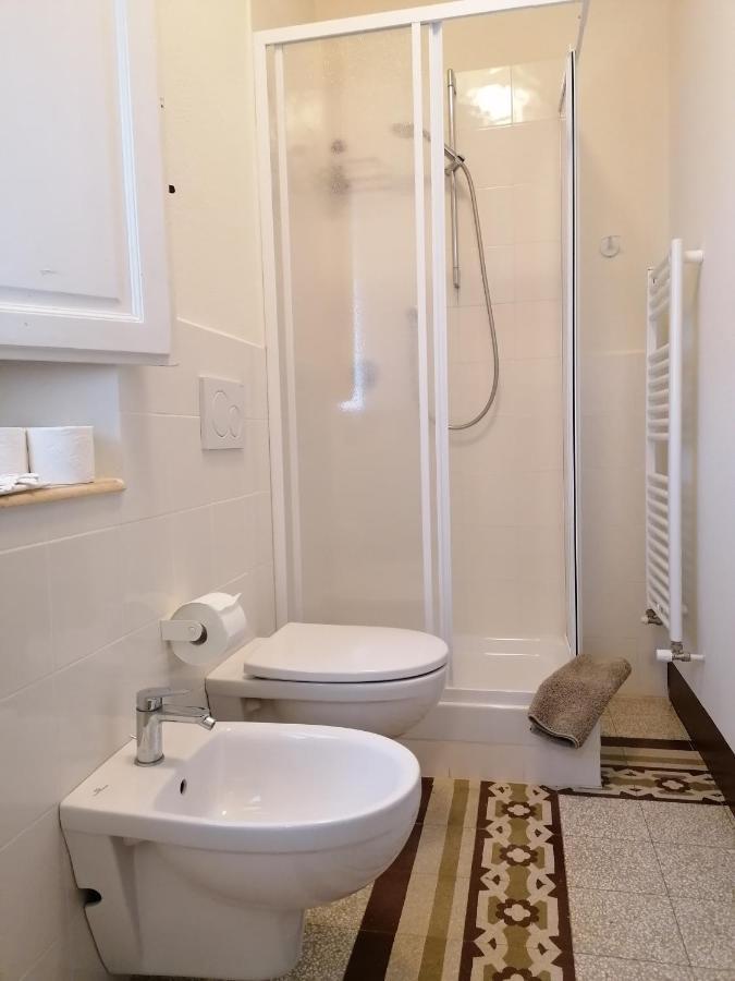 Cosetta Guest House Черталдо Екстериор снимка