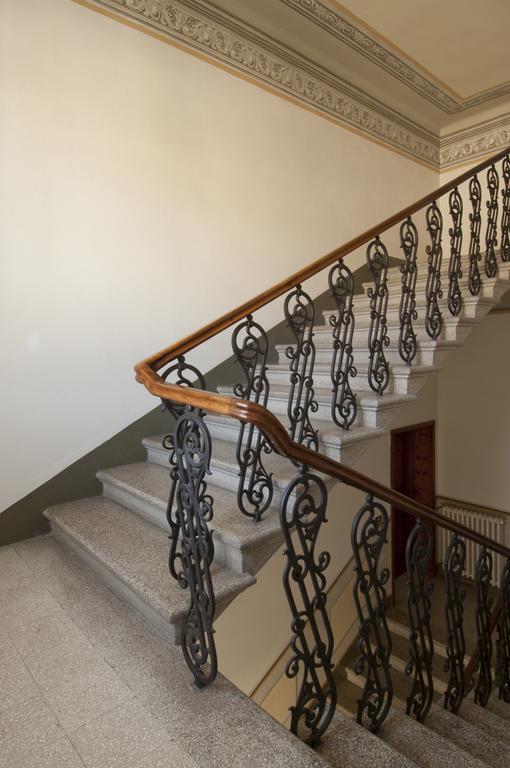 Cosetta Guest House Черталдо Екстериор снимка