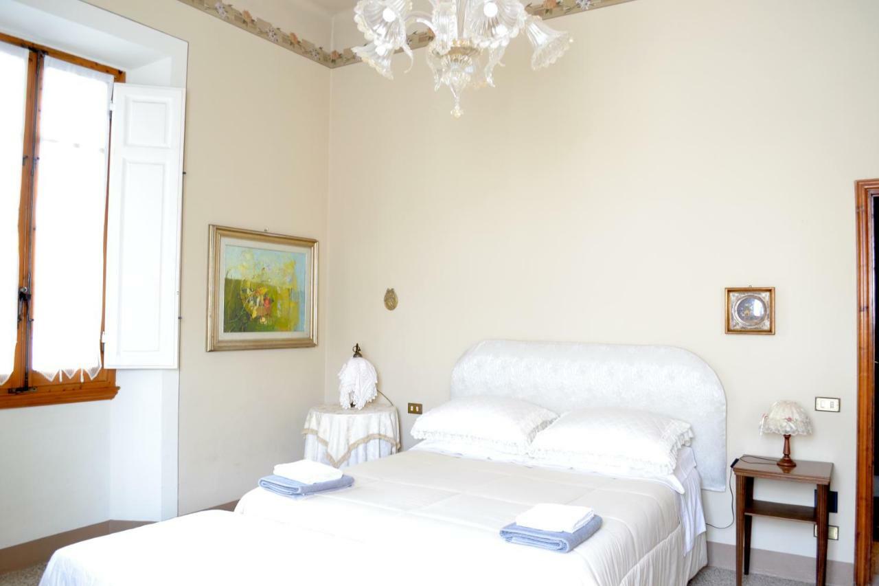 Cosetta Guest House Черталдо Екстериор снимка